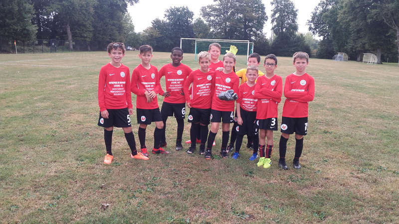 PEF. Les U11 ramassent les déchets du Stade Dordain