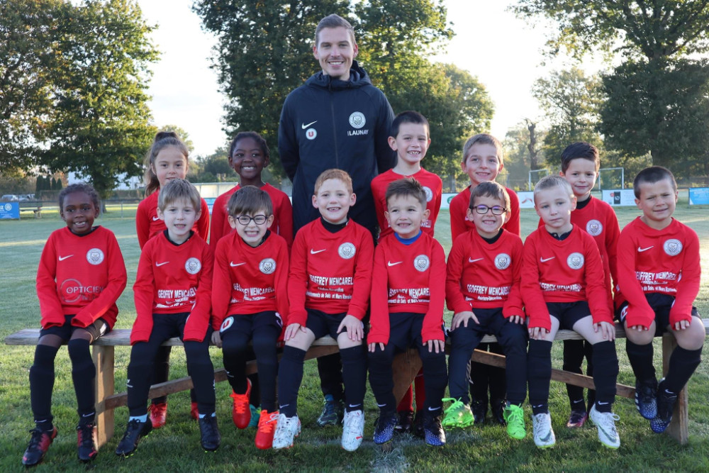 Thibault Le Bihan, responsable sportif du FC Mordelles, est en partie en charge de la formation des jeunes rouges et noirs.